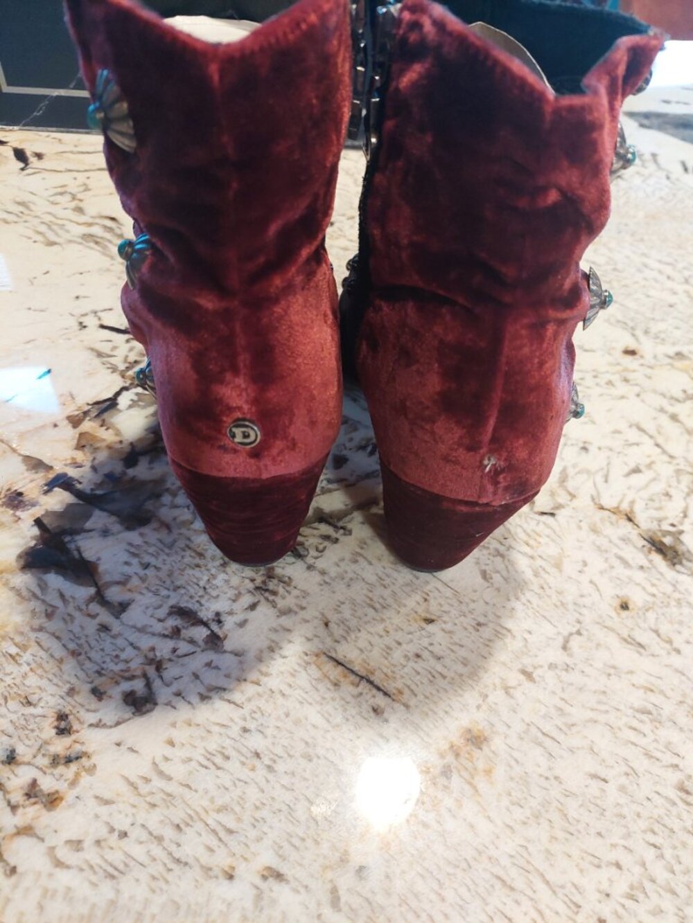 Double D Ranch Wine Velvet and black heeled Ankle boots Conchos/Turquoise sz 10 - Picture 10 of 15